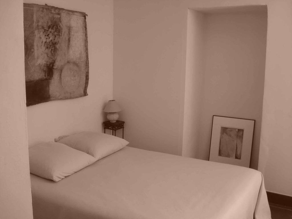 La Maison Du Ruisseau Conilhac-Corbières Kamer foto